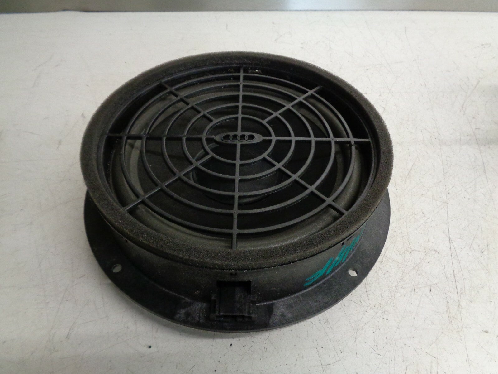 AUDI Q3 2017 NSF PASSENGER SIDE FRONT DOOR SPEAKER DRIVER 8R0035415