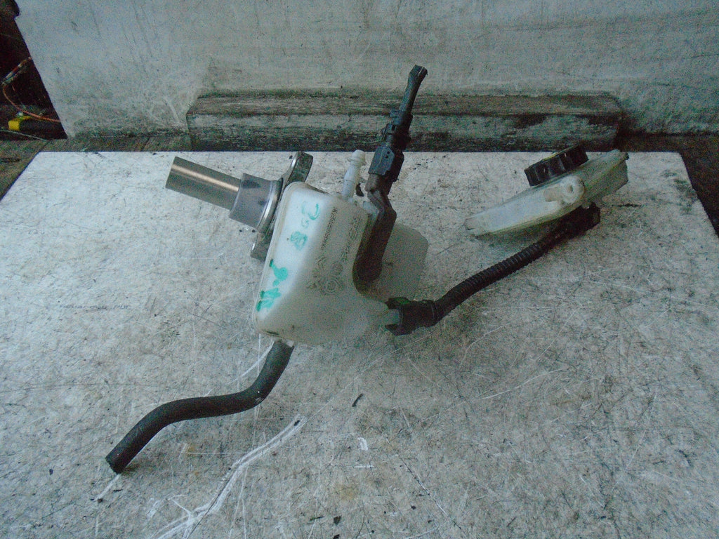 PEUGEOT 308 2018 1.6 DIESEL BRAKE MASTER CYLINDER