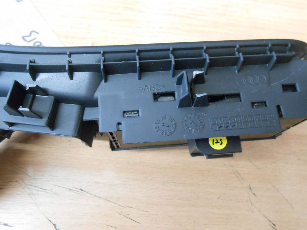 AUDI A3 8V 2013 OSF DRIVER SIDE FRONT 4 WAY WINDOW CONTROL SWITCH 8V0959851 E