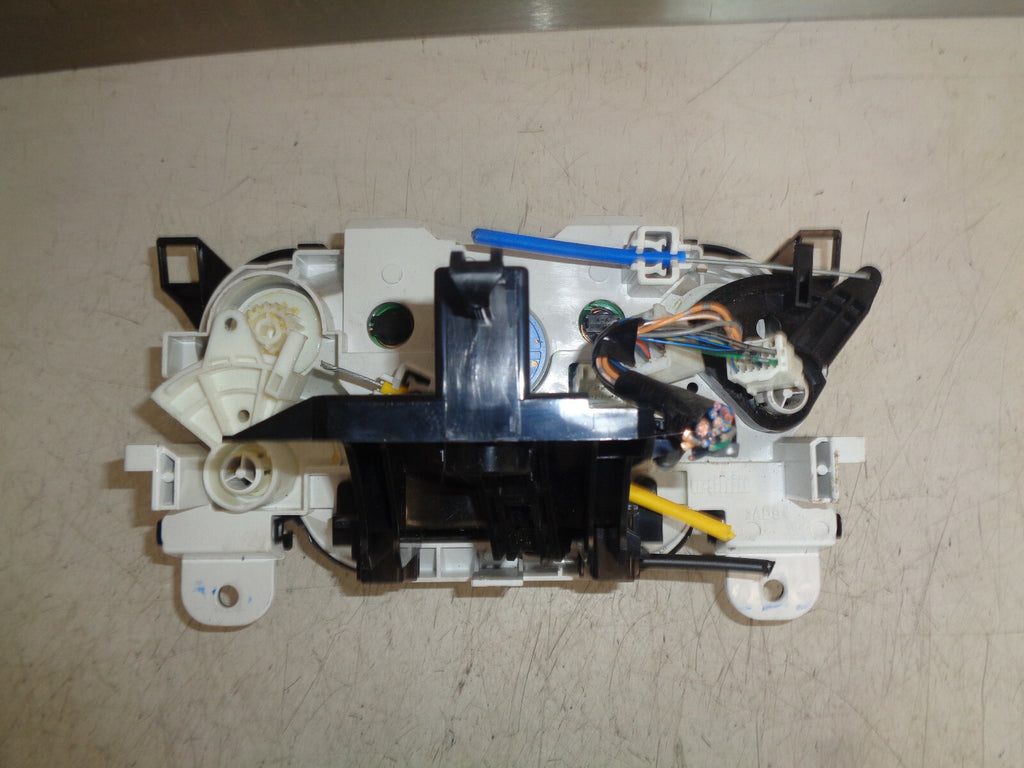 MAZDA 2 MK3 DJ 2015 HEATER AC CLIMATE CONTROL SWITCH PANEL UNIT