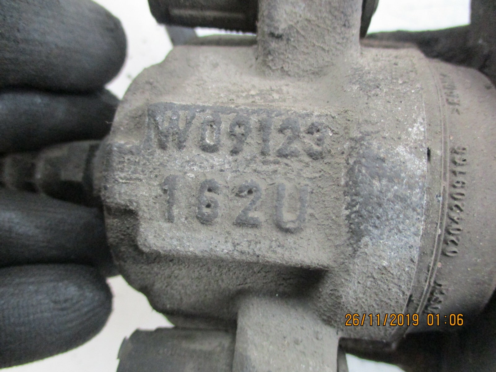 BMW 1 SERIES F20 F21 2016 OSR DRIVER SIDE REAR BRAKE CALIPER W09123162U