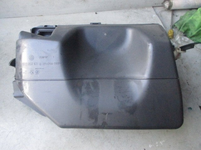 2005 VOLKSWAGEN POLO DASHBOARD STORAGE COMPARTMENT GLOVEBOX 6Q2857101