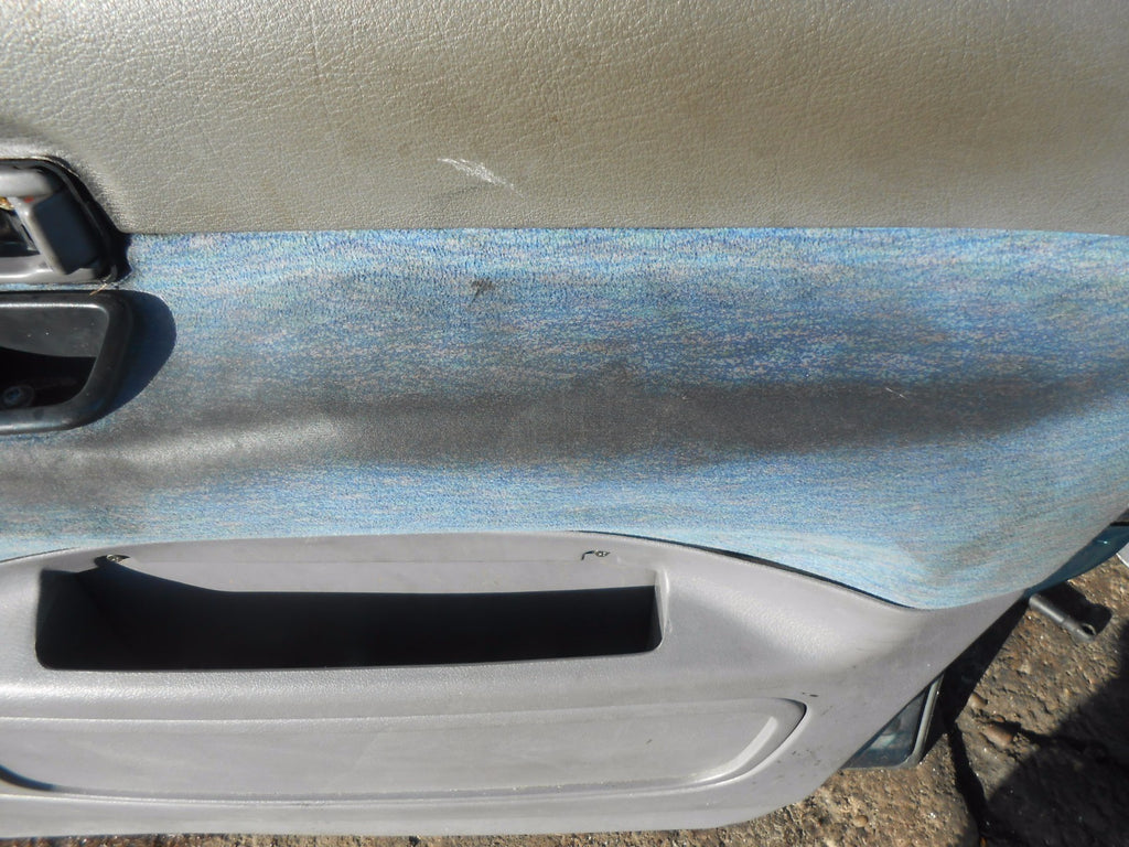 NISSAN SERENA C23 (MK1) 1994 OSF DRIVER SIDE FRONT COMPLETE DOOR GREEN