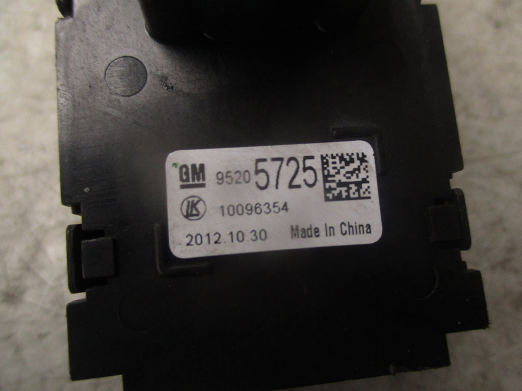 2013 VAUXHALL MOKKA HEADLIGHT SWITCH CONTROL PANEL 95205725