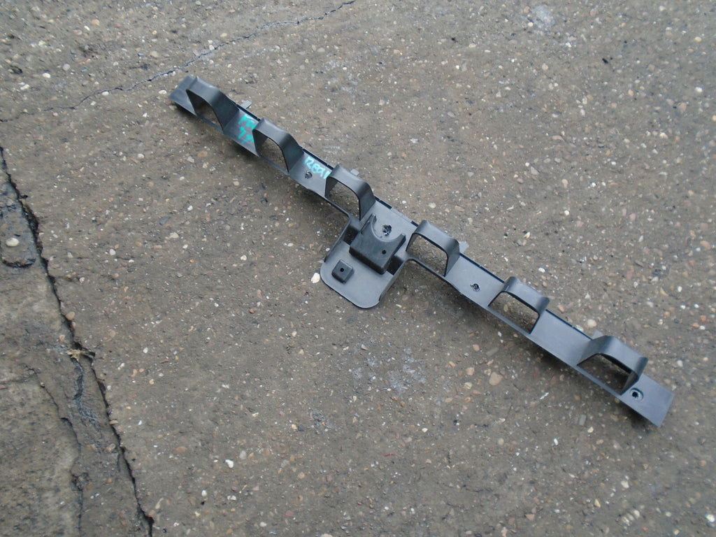 FORD FOCUS MK3 2017 REAR BUMPER CENTRE SUPPORT BRACKET BM51A17B861A