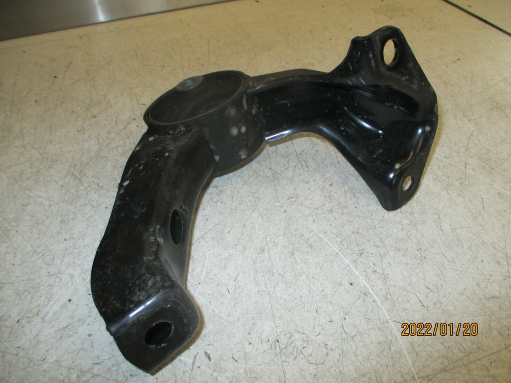 MITSUBISHI ASX 2020 2.0 PETROL GEARBOX MOUNT