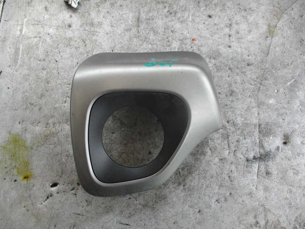 PEUGEOT 108 2017 DRIVER OFF SIDE AIR VENT TRIM 55011 0H020