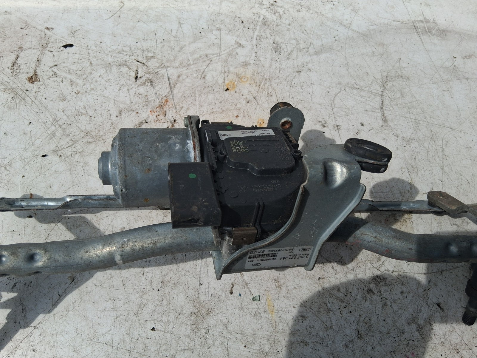 2021 FORD ECOSPORT FRONT WINDSCREEN WIPER MOTOR LINKAGE GN1517500BC