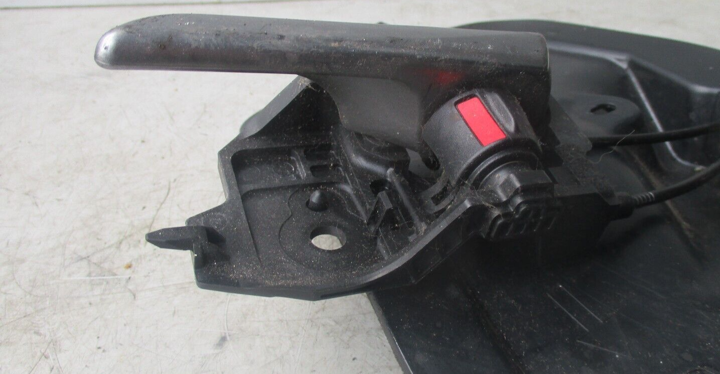 MAZDA 3 MK4 2021 DOOR LOCK MECHANISM CATCH LATCH WITH HANDLE