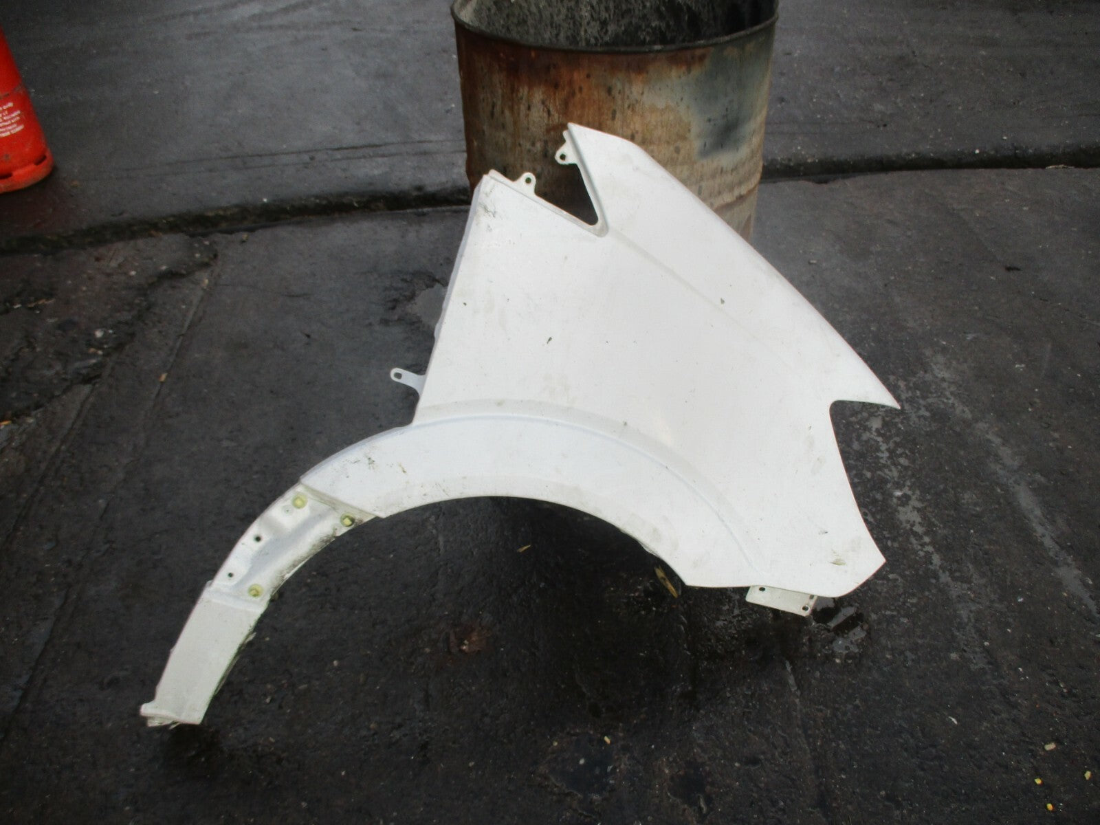 MERCEDES SPRINTER W906 MK2 FACELIFT OS DRIVER OFF SIDE WING WHITE