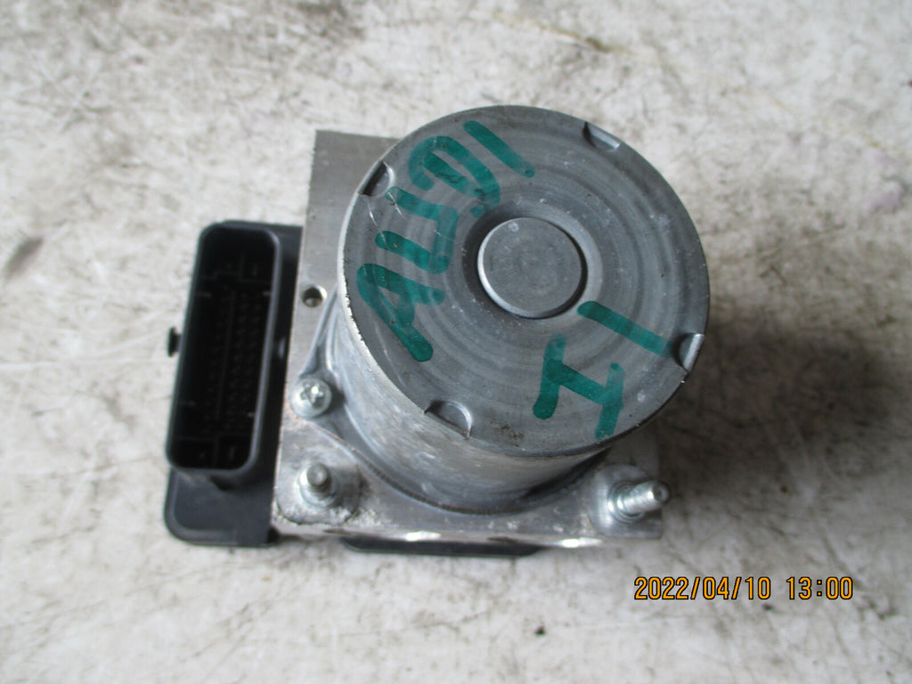 AUDI A1 2015 8X ABS PUMP AND MODULATOR 6C0614517L