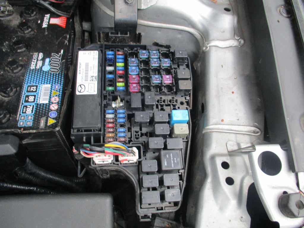 2013 MAZDA CX 5 MK1 FUSE BOX CONTROL MODULE RELAY BOX