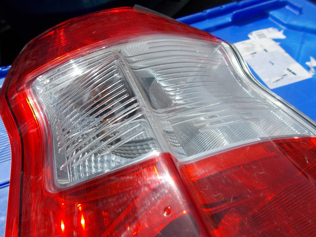 2017 FORD TRANSIT COURIER NSR PASSENGER SIDE REAR LIGHT TAILLIGHT ET7613405AD