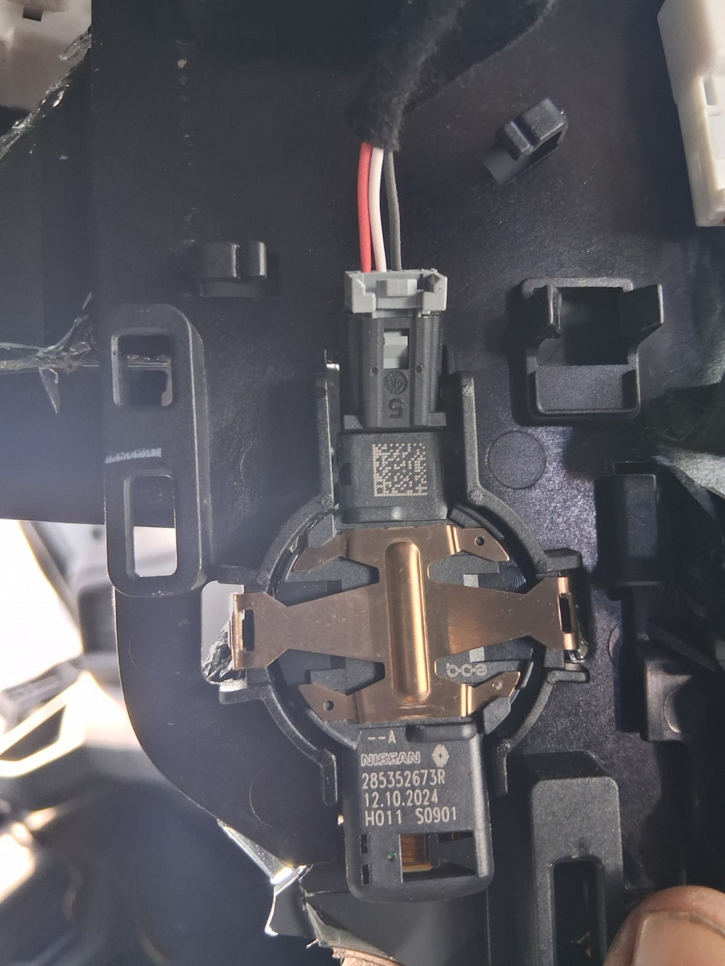 2025 RENAULT MASTER MK4 FRONT WINDSCREEN RAIN SENSOR 285352673R