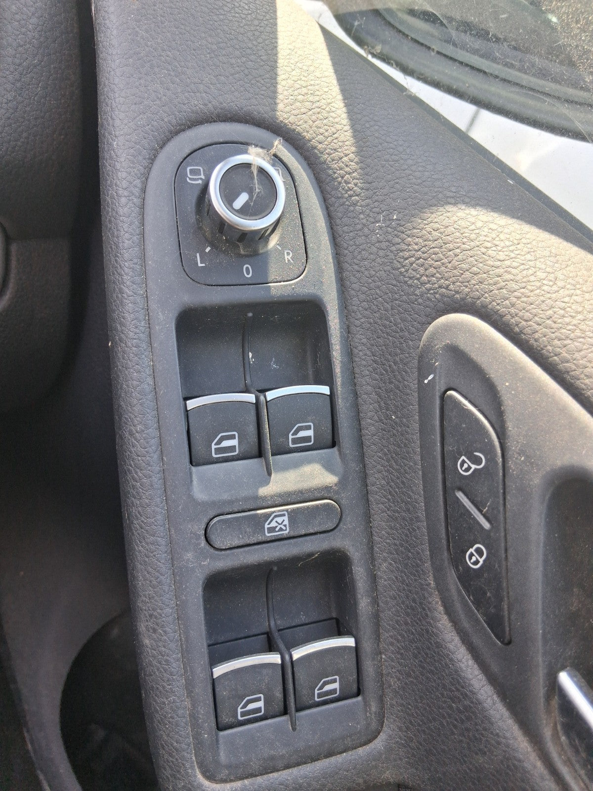 2012 VW VOLKSWAGEN GOLF MK6 DRIVER SIDE FRONT POWERFOLD WINDOW CONTROL SWITCH