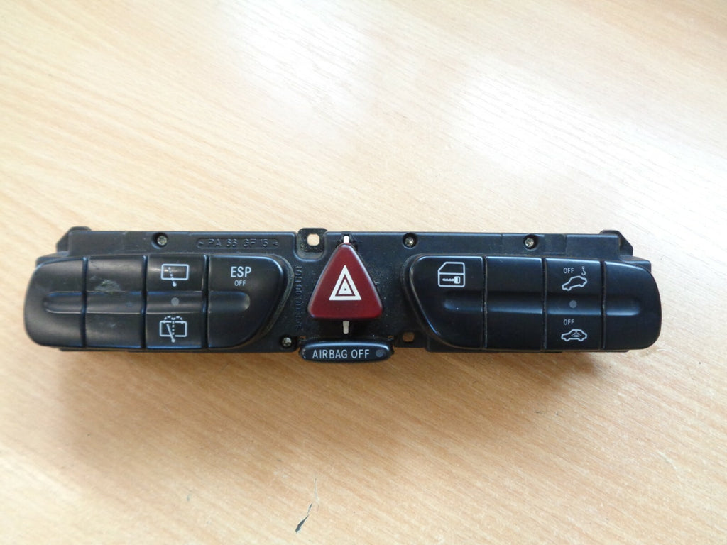 MERCEDES C CLASS W203 2002 HAZARD WARNING CONTROL SWITCH PANEL UNIT 2038219058