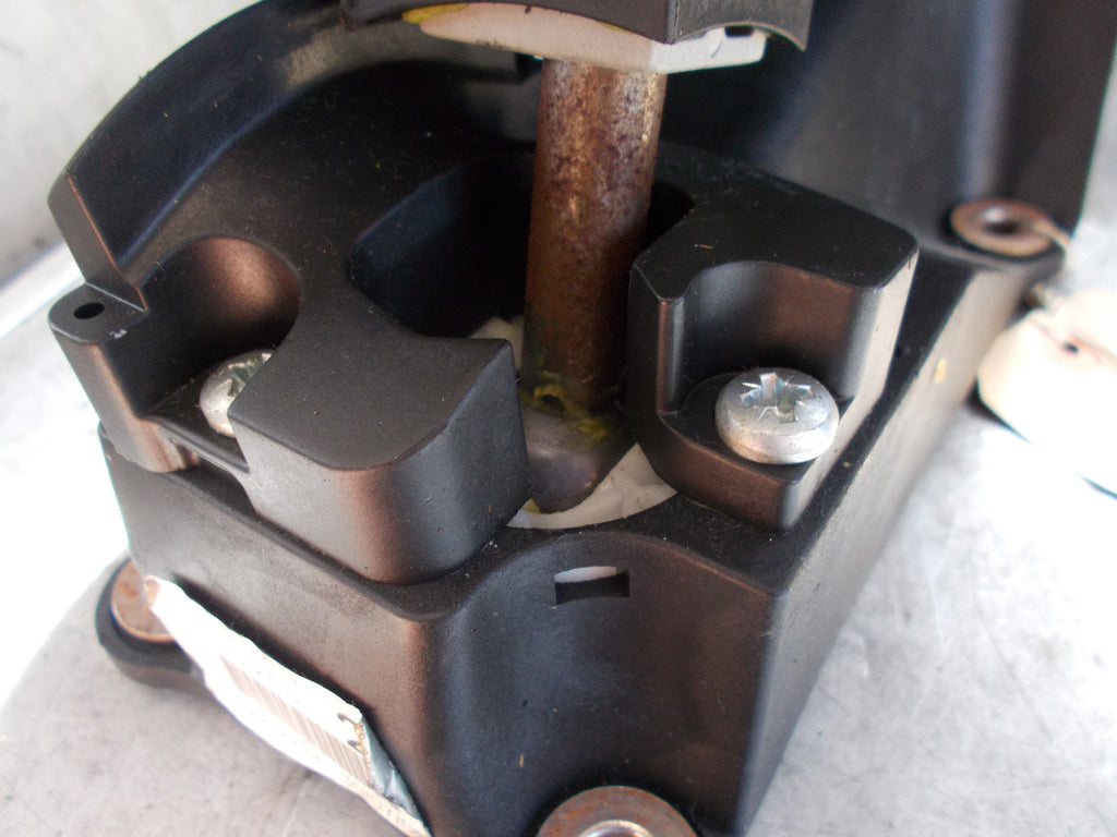 NISSAN QASHQAI 2009 GEAR STICK 20518969