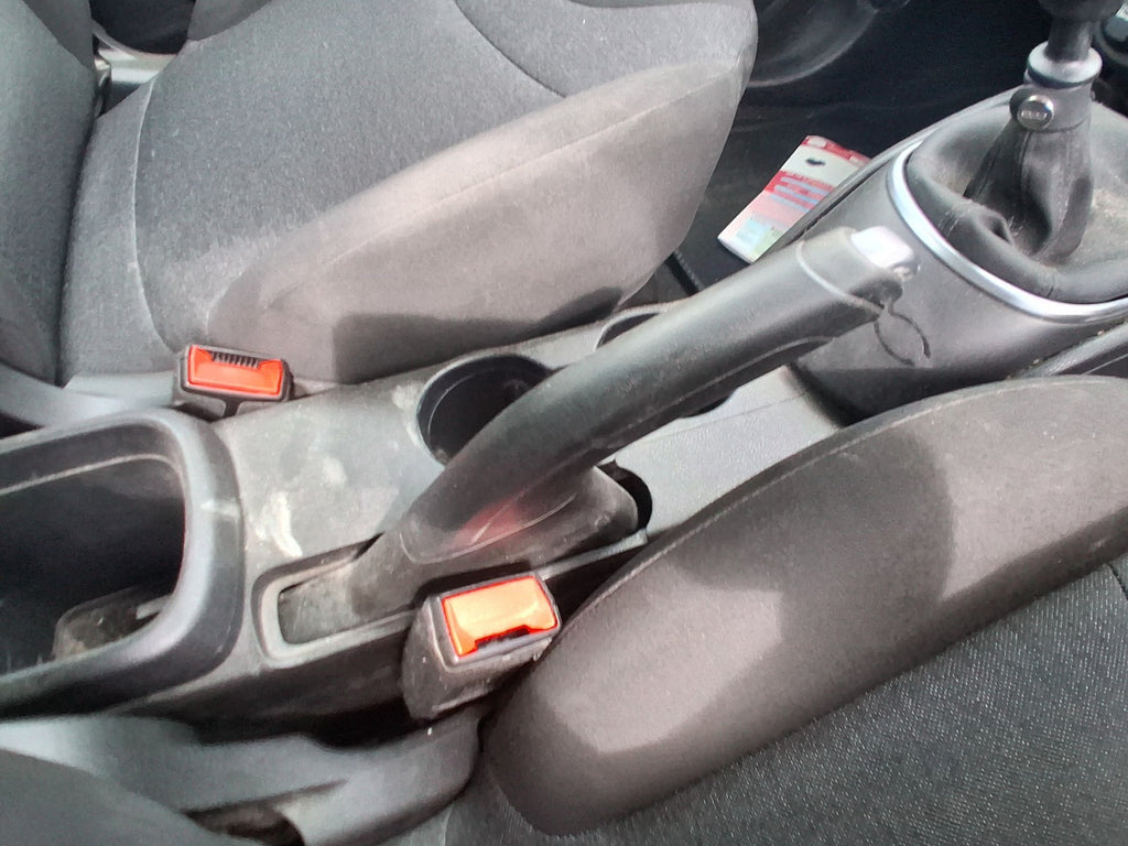 2019 FIAT 500L URBAN HATCH MANUAL PARKING HANDBRAKE LEVER MECHANISM