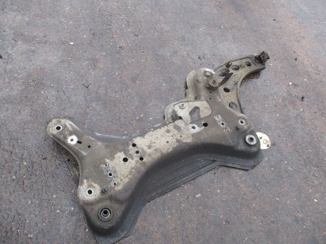 VAUXHALL VIVARO 2012 2.0 DIESEL FRONT SUBFRAME 93858866 8200626965