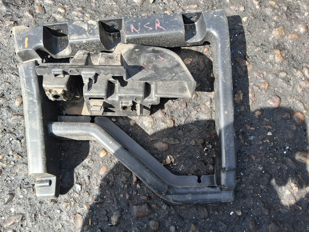 2023 CITROEN BERLINGO MK3 NSR PASSENGER SIDE REAR BUMPER BRACKET 9816808980