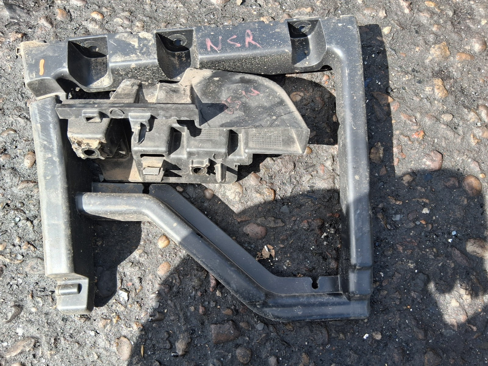 2023 CITROEN BERLINGO MK3 NSR PASSENGER SIDE REAR BUMPER BRACKET 9816808980
