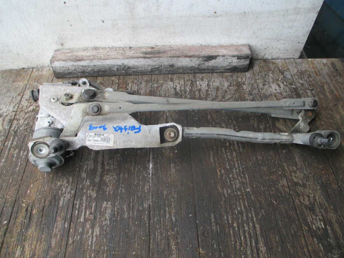 FORD FIESTA  2009 MK7 WINDSCREEN WIPER MOTOR WITH LINKAGE 3397021255