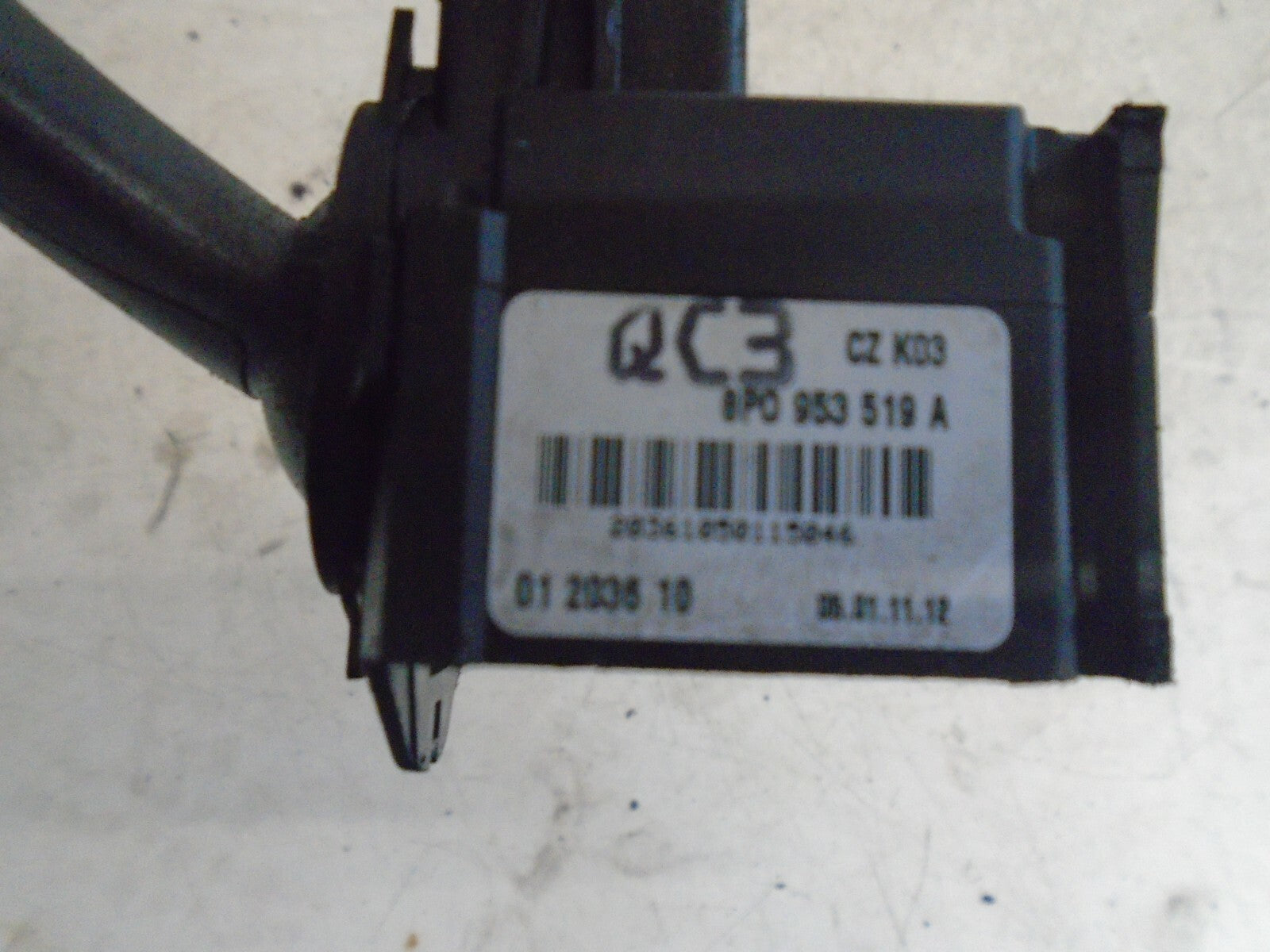 AUDI A3 2005 8P WIPER STALK ARM 8P0953519