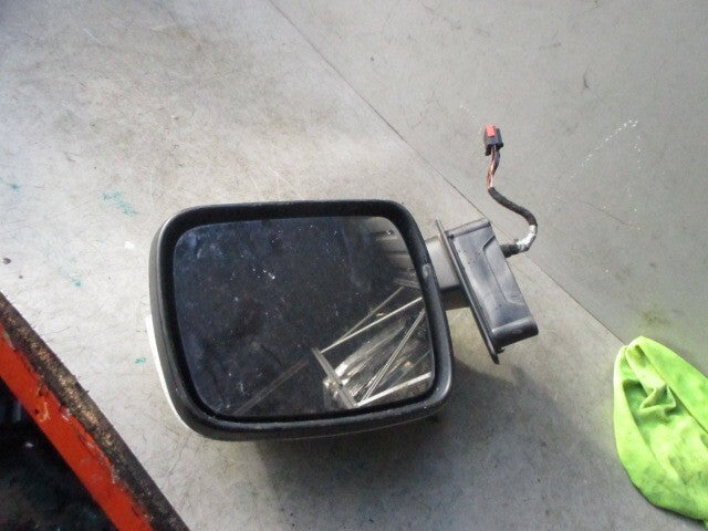 2009 RANGE ROVER SPORT l320 OSF DRIVER SIDE ELECTRIC WING MIRROR WHITE 909