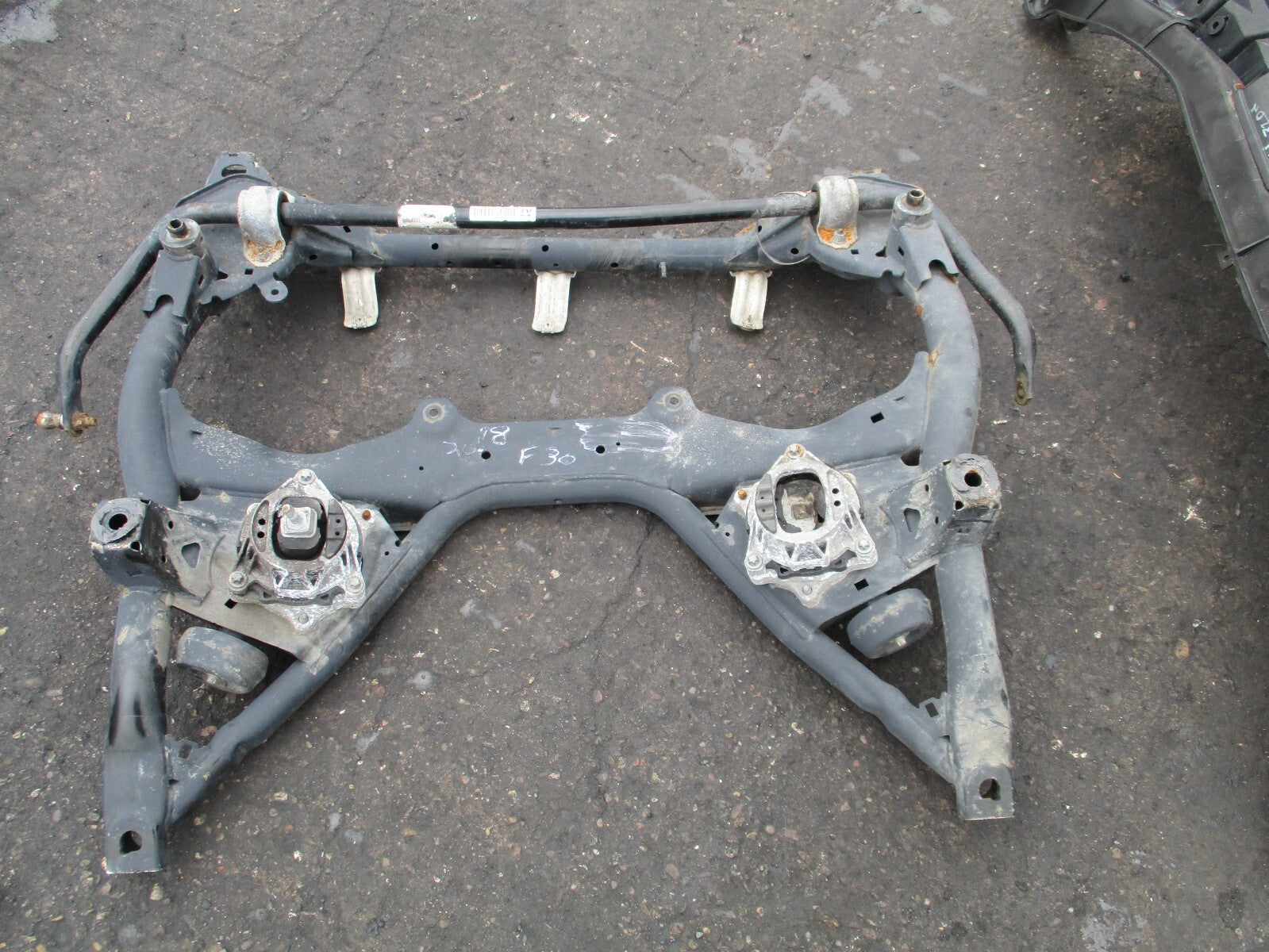 BMW 3 SERIES F30 2018 2.0 DIESEL FRONT SUBFRAME