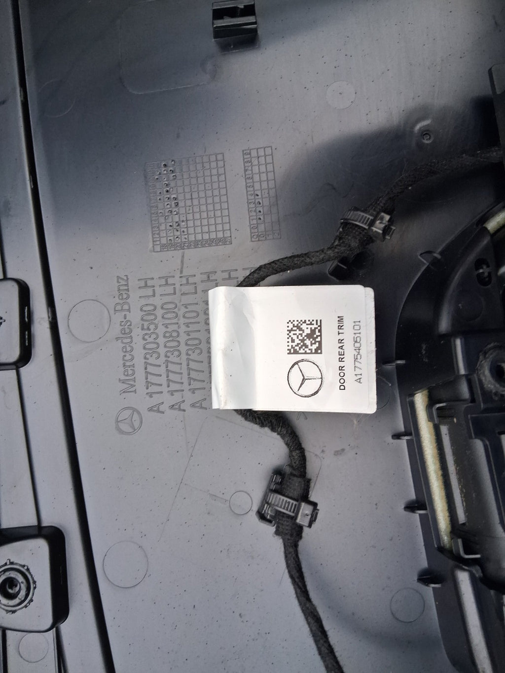 2021 MERCEDES A CLASS SALOON V177 NSR PASSENGER REAR LEFT DOOR CARD A1777301901