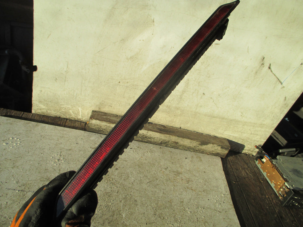VW VOLKSWAGEN SHARAN 2006 REAR TAILGATE THIRD BRAKE LIGHT 1J6945097C
