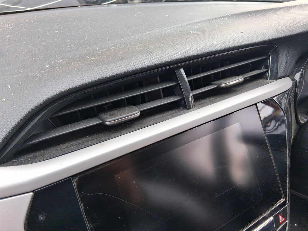 2020 VAUXHALL CORSA F HATCH MIDDLE DASH AIR VENTS