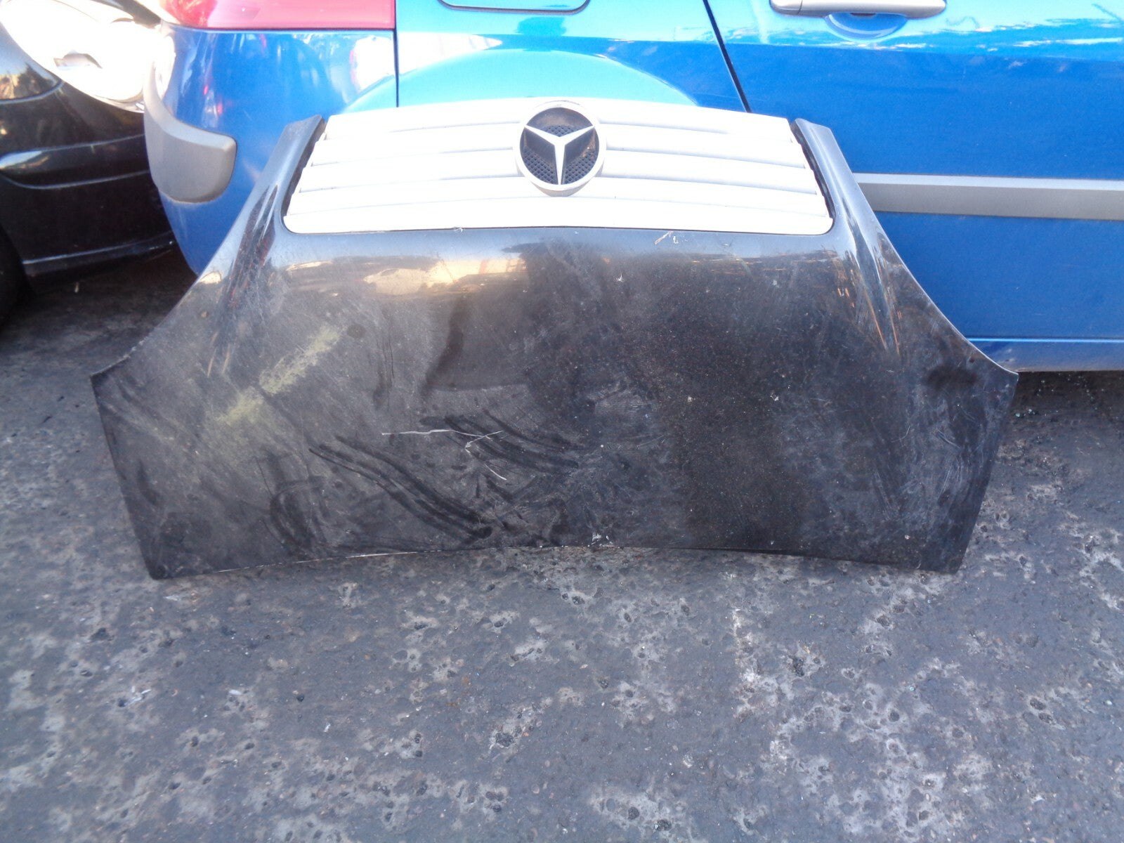 MERCEDES BENZ A190 2003 FRONT BONNET BLACK WITH GRILL