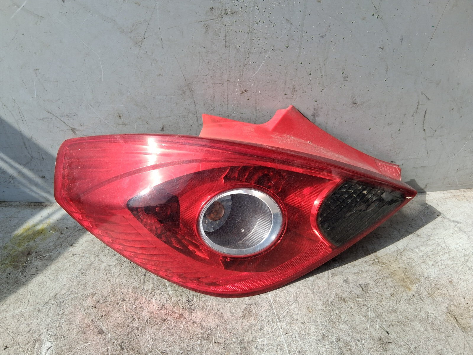 2012 VAUXHALL CORSA D NSR PASSENGER SIDE REAR LEFT TAIL LIGHT 89038962A