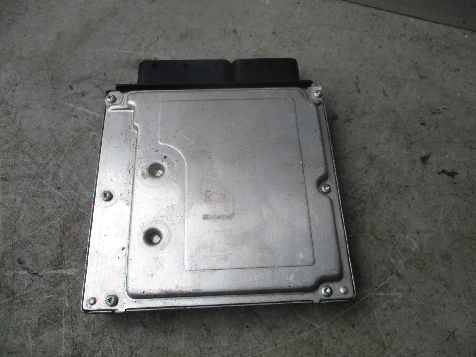 2010 BMW 3 SERIES E90 2.0 DIESEL ECU ENGINE CONTROL MODULE UNIT 7797356