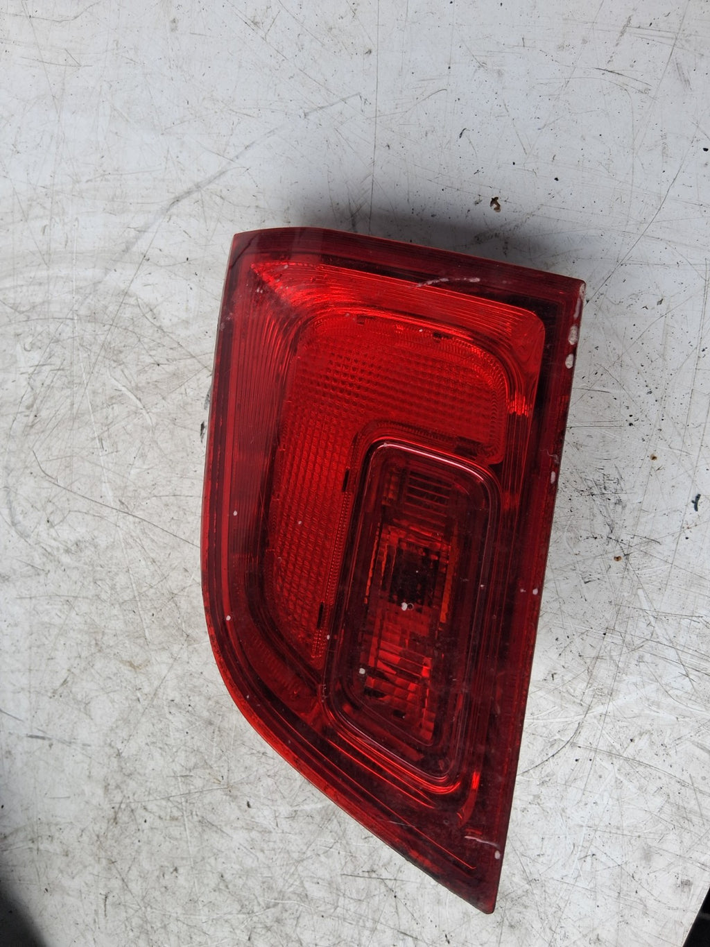 2013 VAUXHALL ASTRA J ESTATE OSR DRIVER REAR RIGHT INNER TAIL LIGHT 13282249