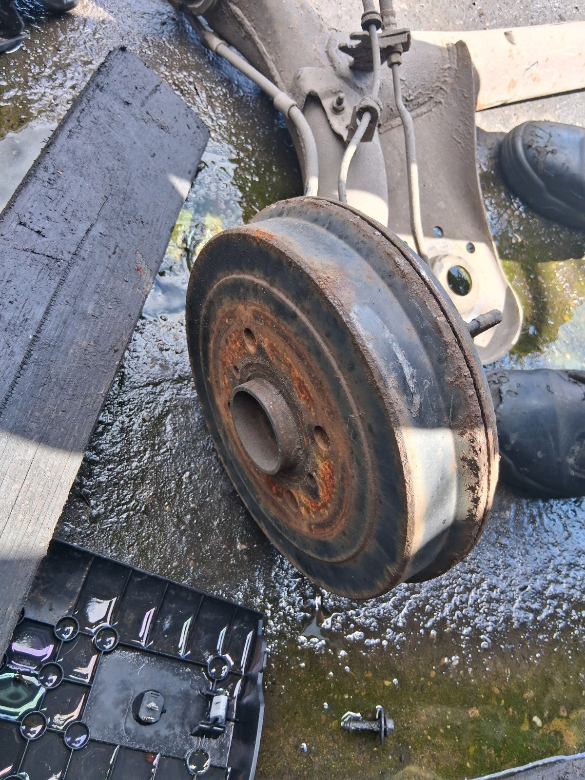 2016 PEUGEOT 108 1.0 PETROL REAR AXLE BEAM DISC TYPE