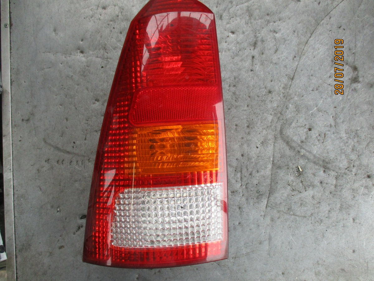 FORD FOCUS MK1 NSR PASSENGER SIDE REAR LIGHT REAR LEFT 1M5113405DB