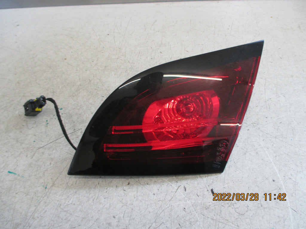 CITROEN DS4 2016 OSR DRIVER SIDE REAR INNER BOOTLID TAIL LIGHT LAMP 9670272680