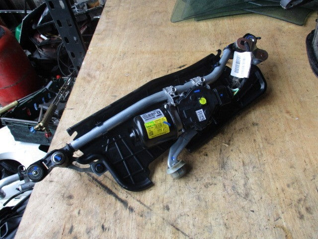 CITROEN C4 MK3 2021 FRONT WINDSCREEN WIPER MOTOR LINKAGES 9824534680