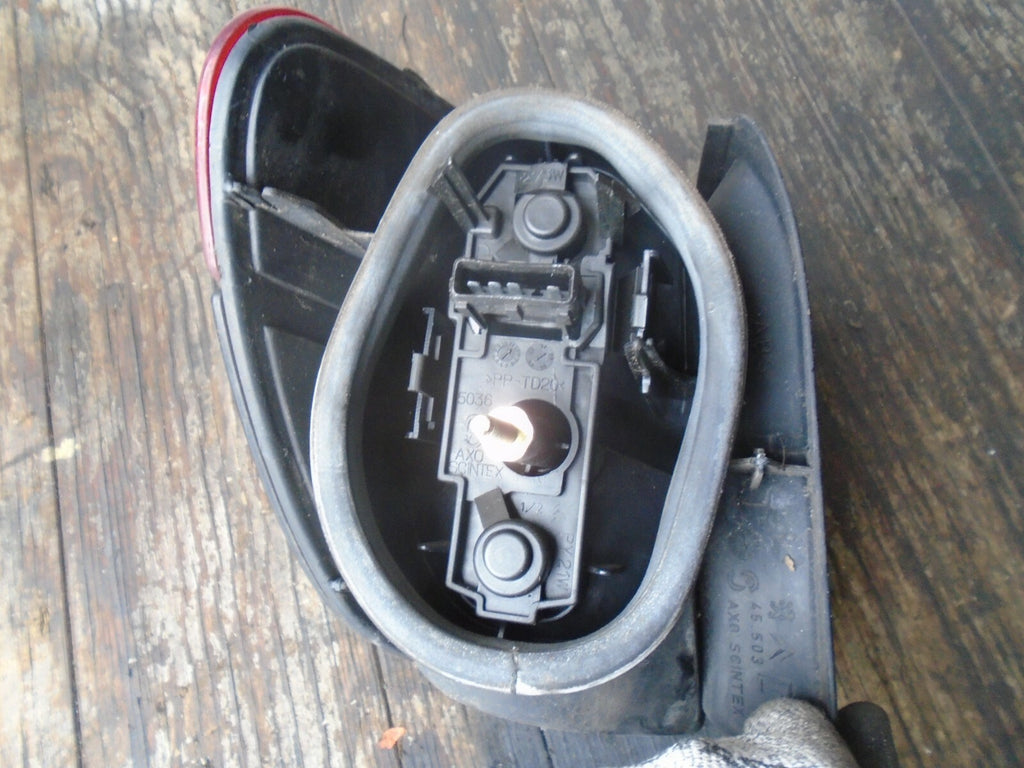 PEUGEOT 406 1996 OS REAR DRIVER SIDE TAIL LIGHT