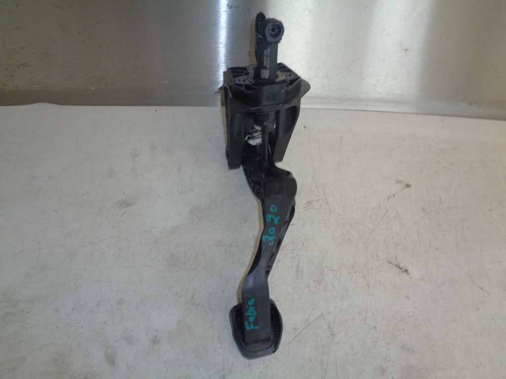 SKODA FABIA 2020 MK3 1.0 PETROL CLUTCH PEDAL ASSEMBLY 6C2721059L