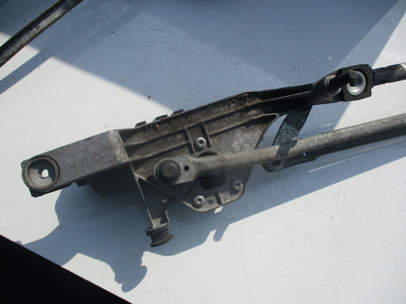 FORD FOCUS MK2 1.6 FRONT WIPER MOTOR 4M51 17504 BD