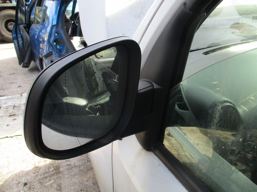 MERCEDES BENZ CITAN W415 2016 NS PASSENGER SIDE MANUAL FOLD WING MIRROR