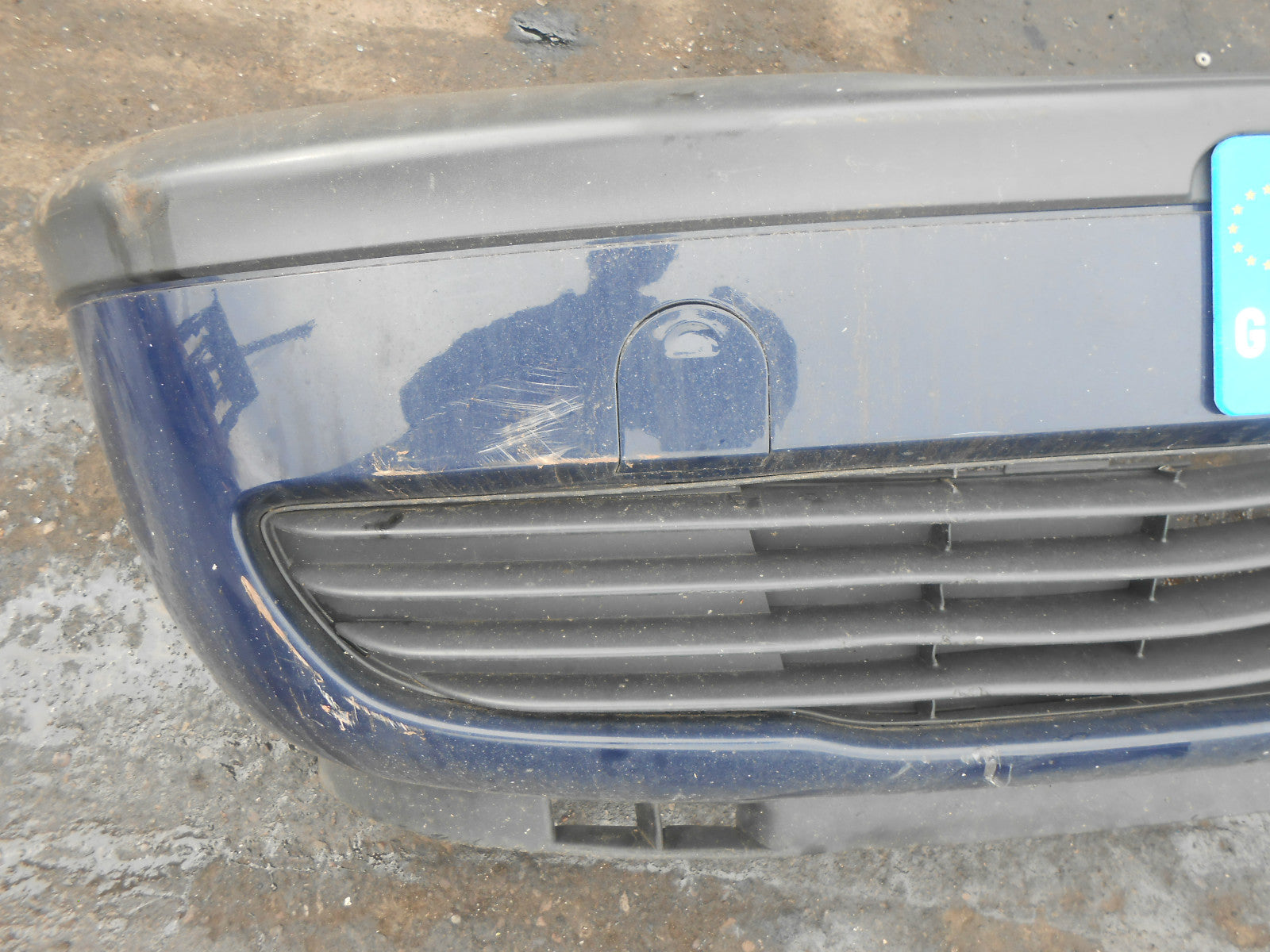 VAUXHALL ZAFIRA A 2000 PRE FACELIFT NON FOG FRONT BUMPER & GRILL DARK BLUE