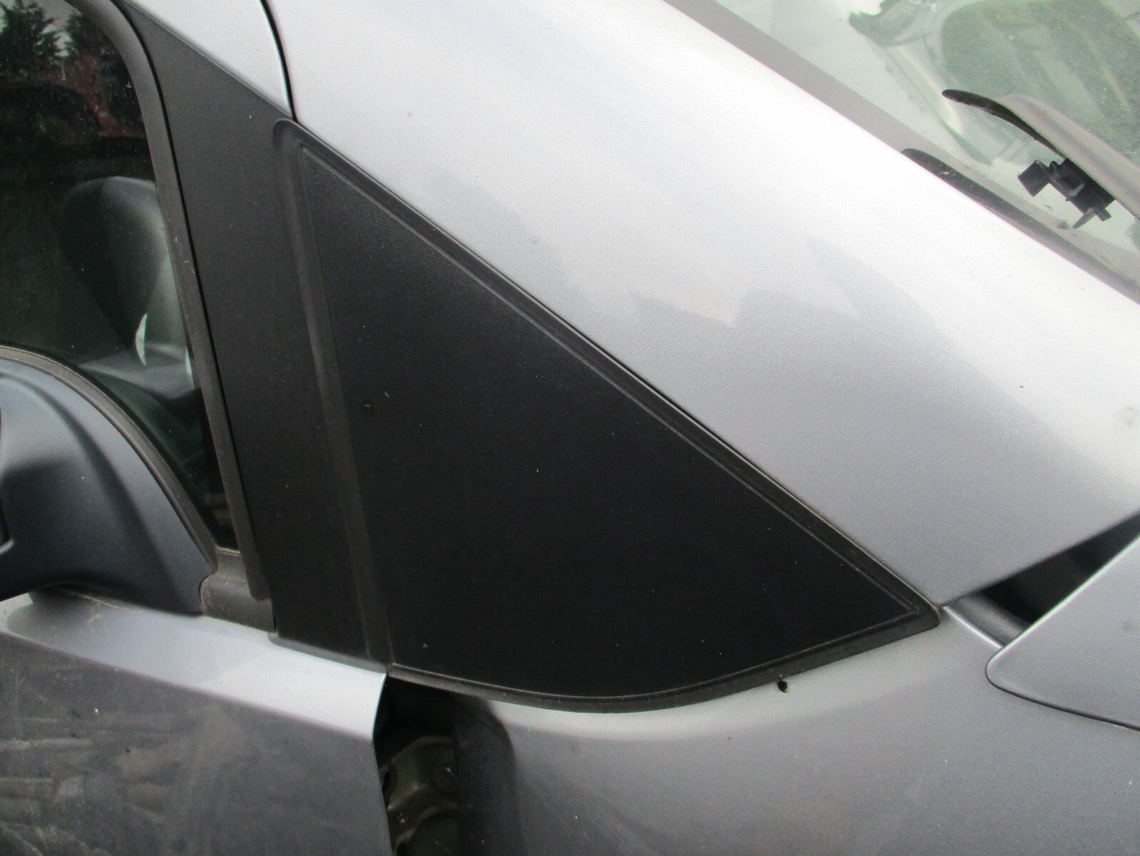 2019 VAUXHALL COMBO E MK4 OS DRIVER SIDE WING CORNER TRIM