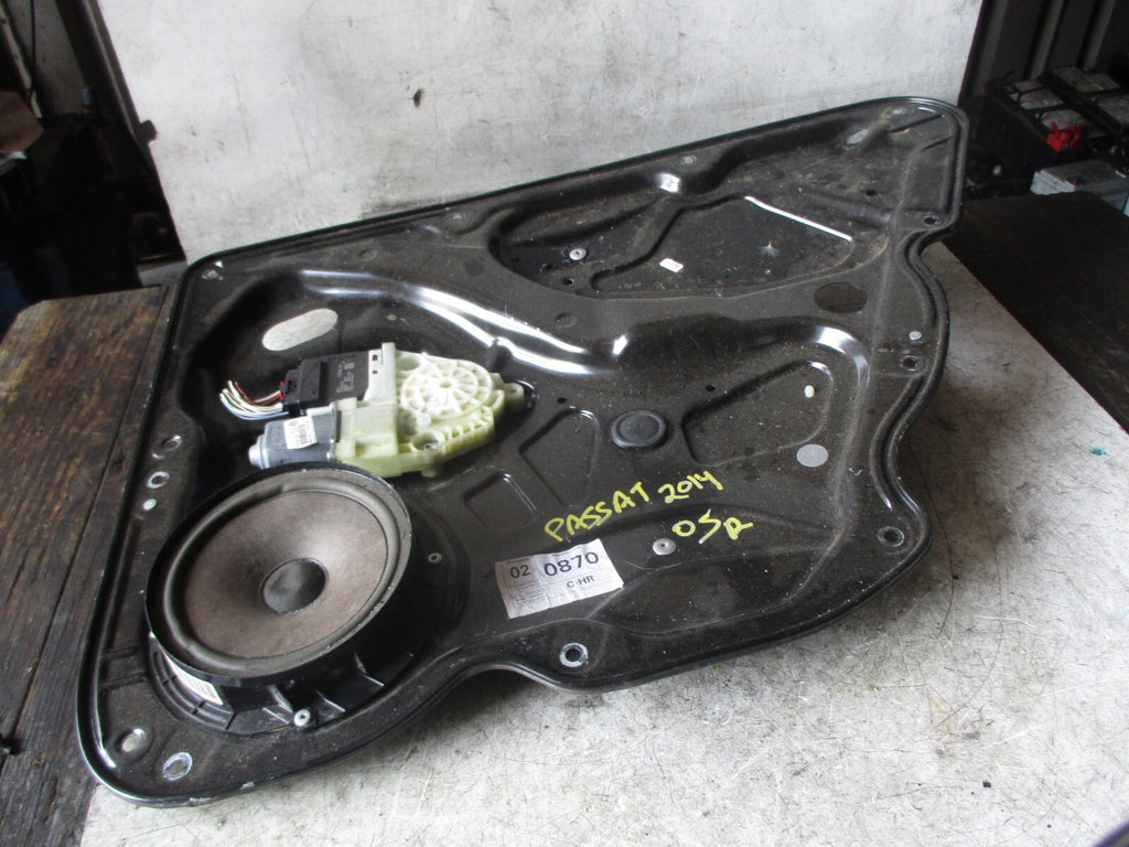 VW VOLKSWAGEN PASSAT B7 2014 ESTATE OSR DRIVER REAR WINDOW MOTOR REGULATOR