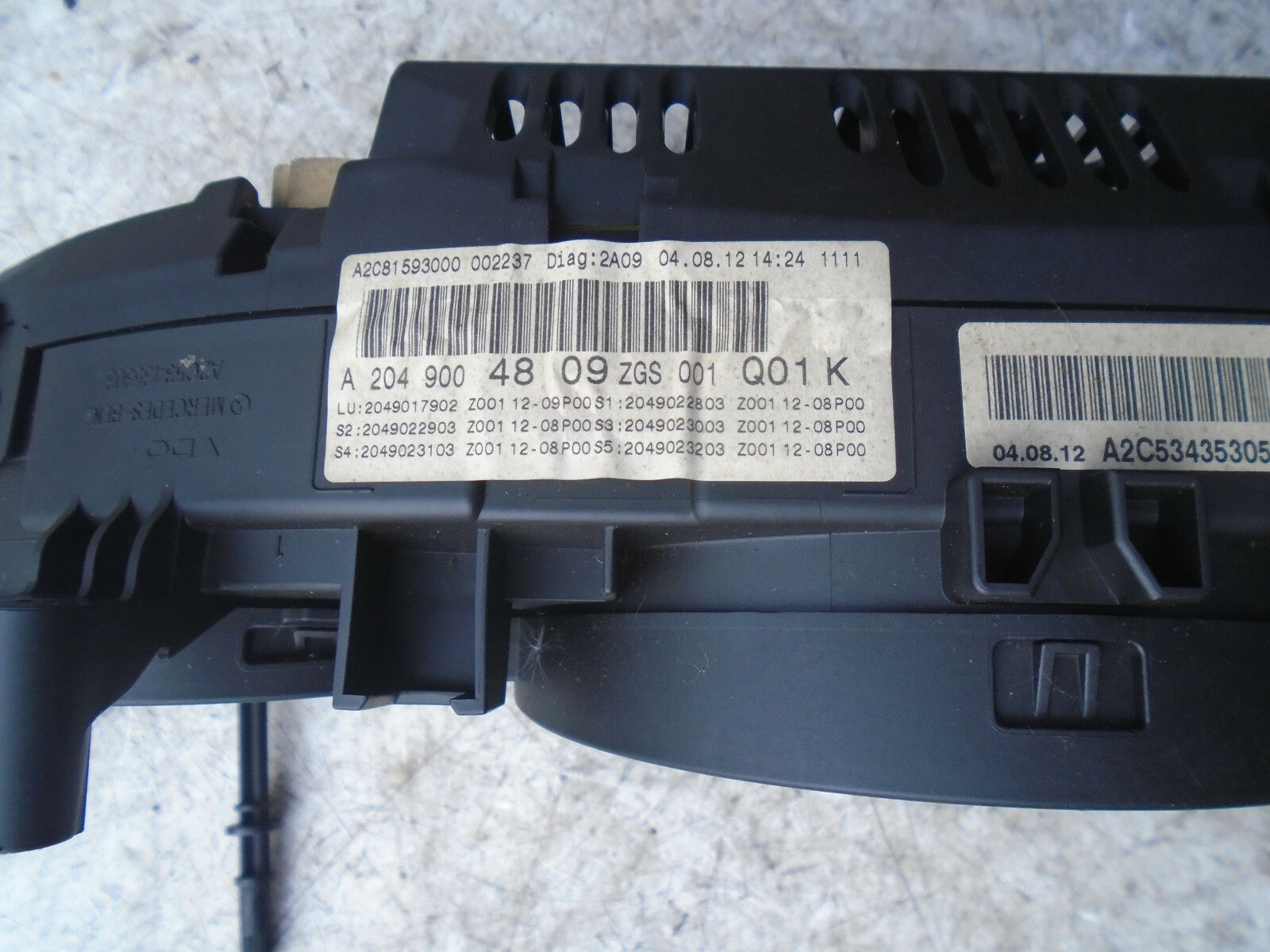 MERCEDES BENZ C CLASS W204 2.1 DIESEL SPEEDOMETER INSTRUMENT CLUSTER A2049004809