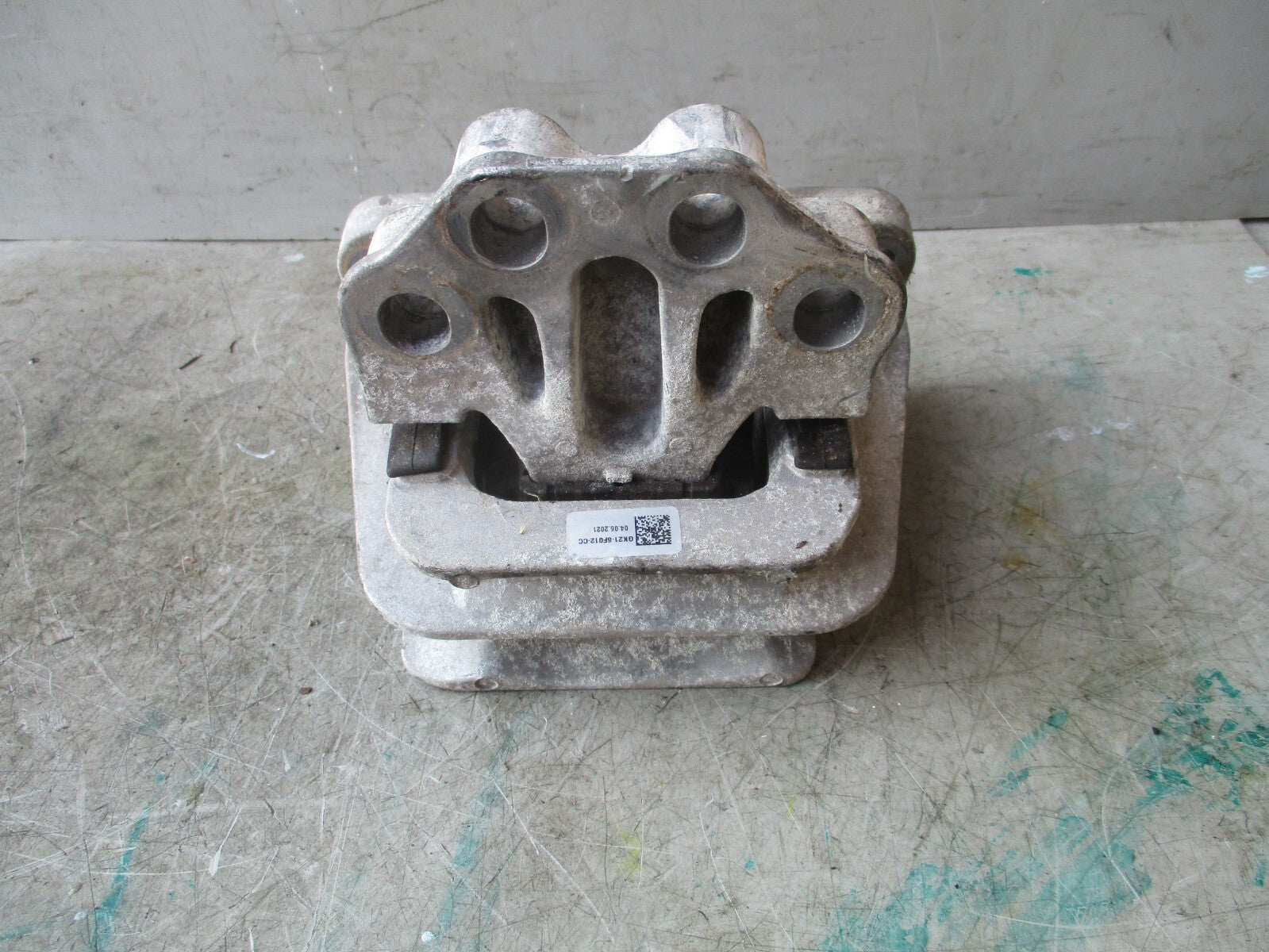 2019 FORD TRANSIT FRONT RIGHT ENGINE MOUNT GK21-6F012-CC