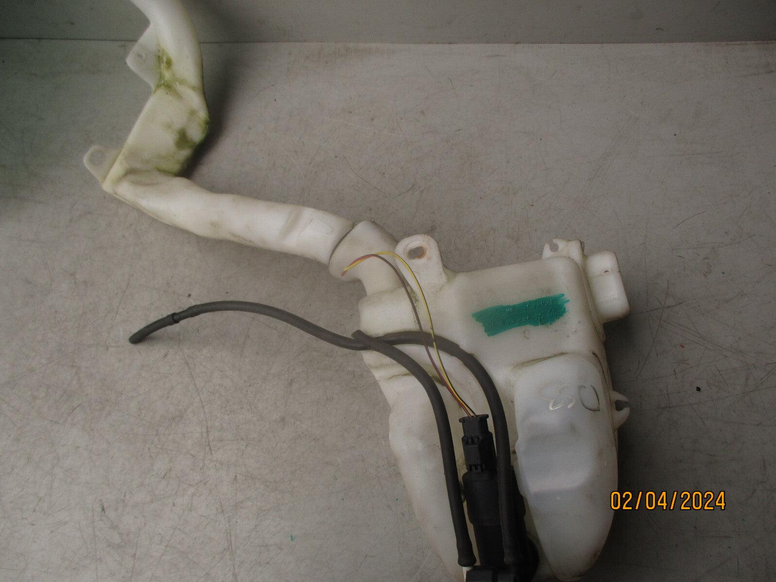 2016 CITROEN DS3 WINDSCREEN WASHER BOTTLE PUMP RESERVOIR 968398868000
